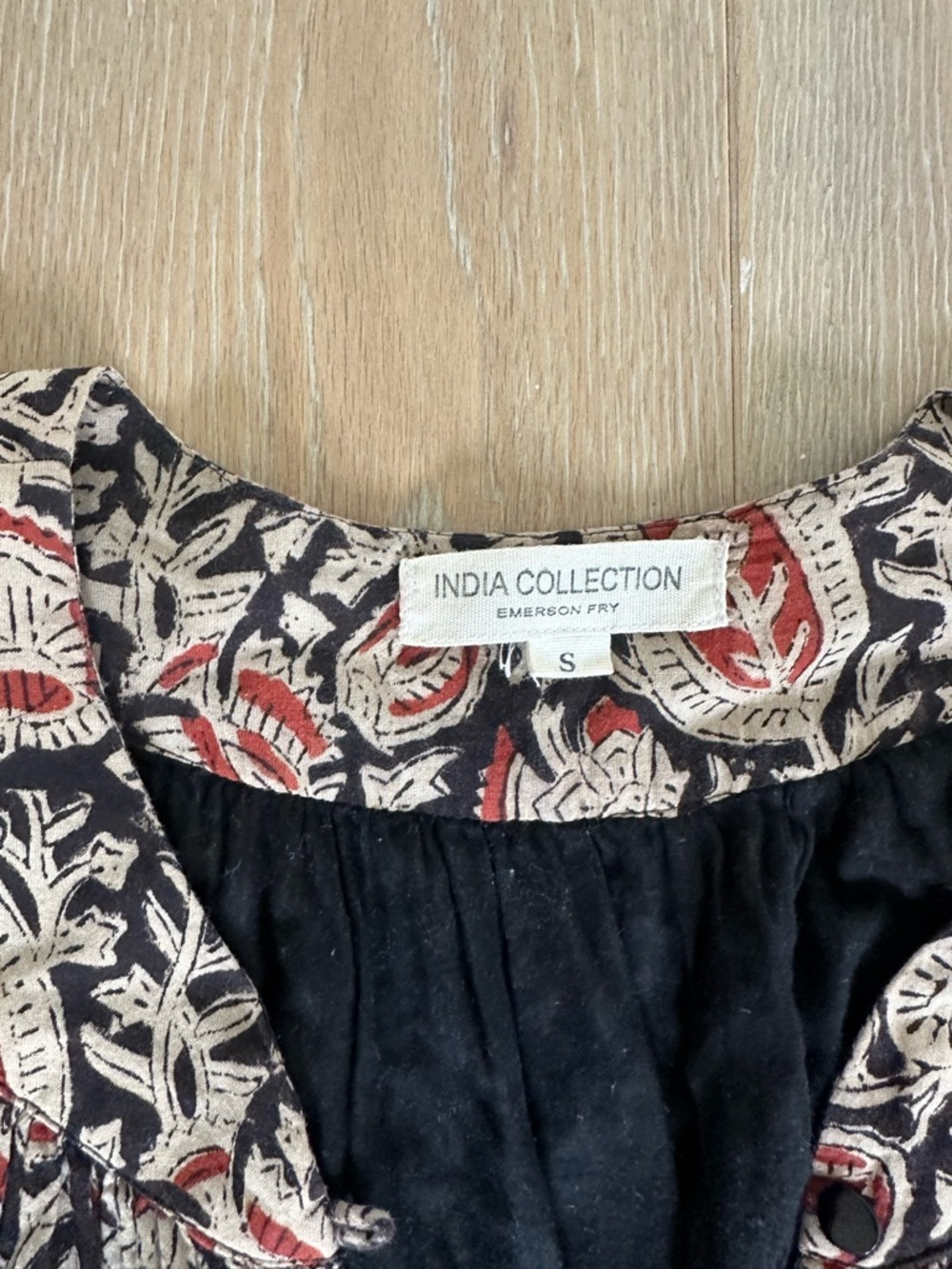 Emerson Fry Black Paisley Print V-Neck Blouse with Red and Cream Accents - Picture 3 of 4